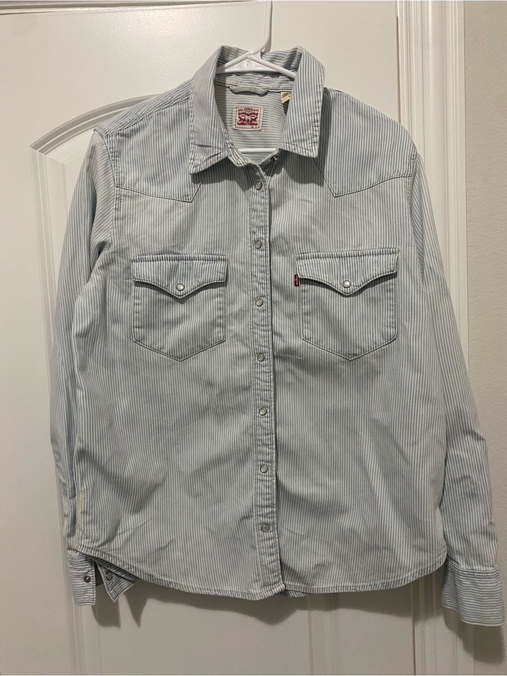 Levi's Men’s Light Blue Stripe Western Shirt Jacket - Picture 1 of 7
